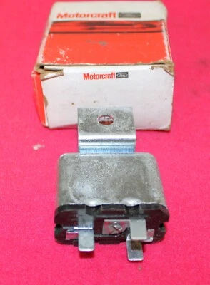 Ford F100 1976 1977 F250 F350 E100 E350 Nuevo de Lote Antiguo Relé de Bocina 1978-1986 con Control de Velocidad Foto 1 de 3