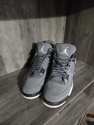 AIR JORDAN IV 4 RETRO USED SIZE 16 COOL GREY CHROME - Image 1 of 4