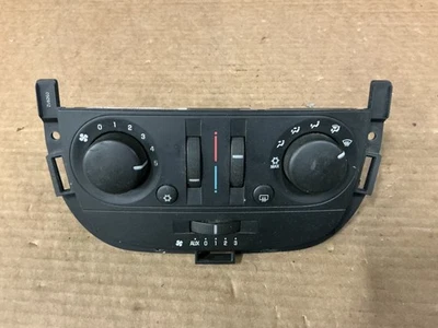 05-07 BUICK TERRAZA AC HEATER CLIMATE TEMPERATURE CONTROL SWITCH OEM 15816511 - Image 1 of 4