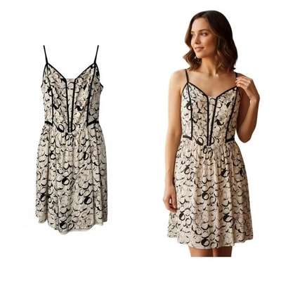 Vestido BCBGeneration L Marfil Rosa Negro Lunares Abstracto Smocking R $98 Foto 1 de 4