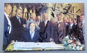 Weltmeister 1974 DFB 11x signiert signed Foto 10x17 Autogramme - Picture 1 of 1