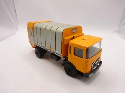 NZG Conrad: Man Camion Spazzatura Kuka Rotopress, Metallo, Scala 1:50 (SSK82 - Immagine 1 di 4