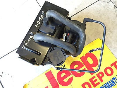 Jeep Wrangler TJ 2003-2004 conjunto de bote de carbón al vacío de vapor OEM USADO Foto 1 de 4