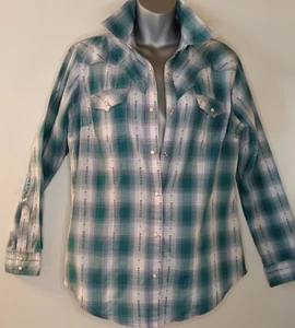 Wrangler Women  Pearl Snap Long Sleeve  Pockets Shadow Plaid Shirt Size M - Picture 1 of 12