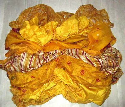CA LOT PURE SILK Antique Vintage Sari REMNANT Fabrics 100 GRAMS Yellow #ABDF2 - Image 1 of 2