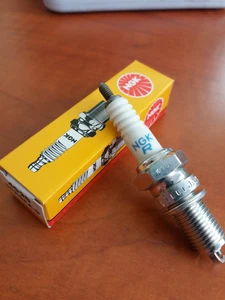 Zündkerze NGK CR 6 HS für Honda CY 50 Bj.1981 Neu