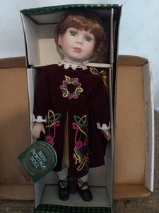 Irish Heritage Doll Fine Porcelain With Red Hair And Green Eyes - Picture 1 of 4