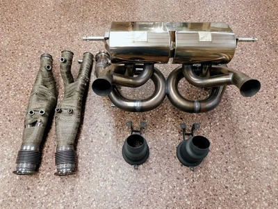 Escape Lamborghini Aventador SVJ Ultime LP780 PowerCraft negro cola superior Foto 1 de 4