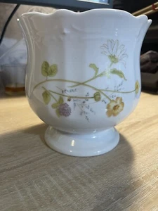 Mikasa Heather kleiner Cache-Topf 5,5" L-5005  - Bild 1 von 3