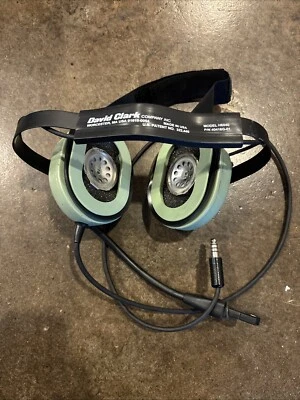 David Clark H6040 Headset Microphone *NO EAR PADS* - Image 1 of 4