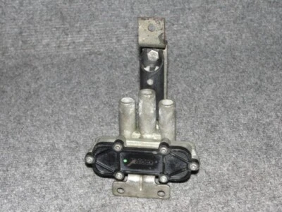 Válvula de control de altura Haldex Midland 90054007 REV.Q 726 571 Foto 1 de 4