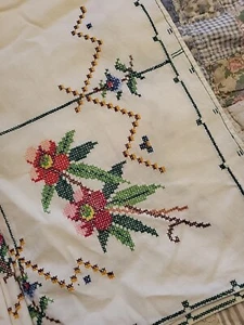 Vntg Cottage Core Cotton Linen Hand Made Cross Stitched Table Cloth 48 X 66 - Picture 1 of 10