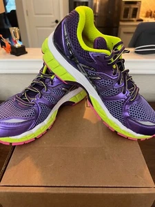 Asics Damen Gel Nimbus 16 Lite Show Violett/Blitz/Gelb Größe 8B - Bild 1 von 5