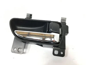 Subaru 2015-2019 manija de puerta interior delantera derecha fabricante de equipos originales - Imagen 1 de 3