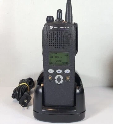 Motorola XTS2500 VHF 136-174MHz P25 ADP Two Way Portable Radio H46KDF9PW6BN - Image 1 of 4