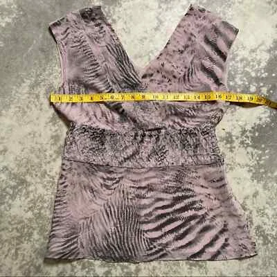 Blusa Banana Republic para mujer 4 P cebra púrpura sin mangas manga gorra cuello en V Foto 1 de 4