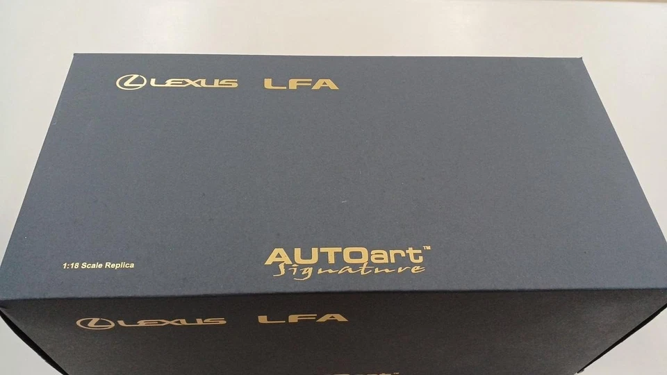 AUTOart 1/18 Lexus Lfa Whitest Blanc Voiture Miniature Modèle 78831 Signature - Photo 1/4