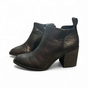 ¡NUEVO! VIONIC Lyssa Cuero Punta Cuadrada Botines Botas Ortopédicas Negras 6 M - Imagen 1 de 9