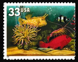 US 3317 Aquarium Fish Longhorn Cowfish Flame Hawkfish 33c single MNH 1999 - Picture 1 of 1