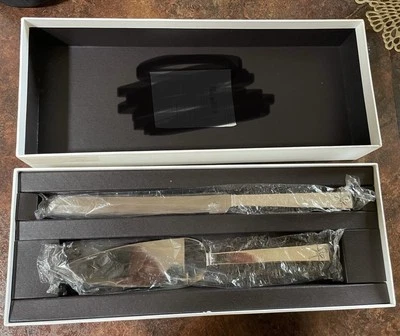 VERA WANG WEDDING Love Knots Juego de Paletas para Pasteles T935103 NM ACERO INOXIDABLE Vestido Foto 1 de 4