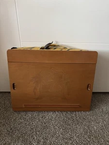 Harry Potter Potter Potter Pottery Barn Teen Super Storage Lapdesk Tassorosso Giallo - Foto 1 di 8
