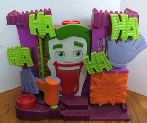 Fisher Price Imaginext DC Super Friends Joker Fun House Juego Mattel 2009 - Imagen 1 de 6