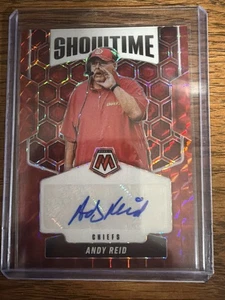 2025 Mosaic Andy Reid Showtime Red Auto /199 Color Match Red Prizm - Bild 1 von 2