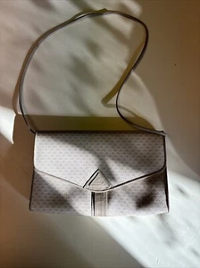 ๐ป Vintage Liz Claiborne 1980's Signature Shoulder Bag With Long Strap - Picture 1 of 15