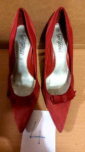 Ladies Red Suade Stiletto Shoes With a Bow. - Picture 1 of 5