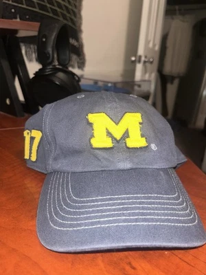  Michigan Wolverines '47 清理帽褪色蓝色,金色“M”标志,可调节  — 第 1/4 张图片