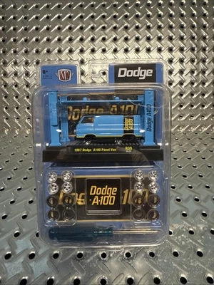 Kit de modelos M2 Machines série azul 1967 Dodge A100 van painel - Imagem 1 de 4