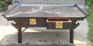 1970s Century Furniture Chinoiserie Black Pagoda Style Coffee Table with Drawers - Picture 1 of 7