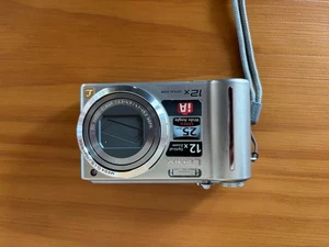 Panasonic LUMIX DMC-TZ6/DMC-ZS1 10,1 MP Digitalkamera - Silber - Bild 1 von 3