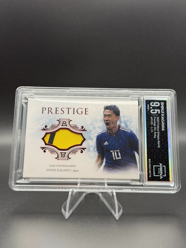 2023 Futera Unique World Football - Dortmund Patch Shinji Kagawa 1/5 #PT20 - Image 1 of 1