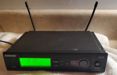 Shure SLX4 Wireless Receiver  Tested And Works  FREE SHIPPING  - Image 1 of 4