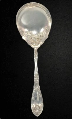 Colher Rogers 1881 la vigne Silverplate Berry 8 3/4 polegadas monograma D - Imagem 1 de 4