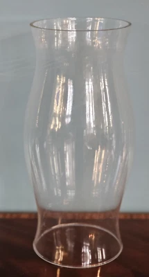 Williamsburg Style Glass Hurricane Shade Medium 11" H - Image 1 of 4