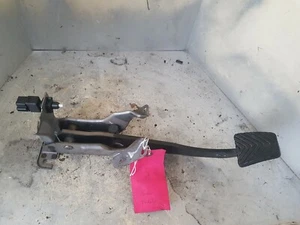 MITSUBISHI SHOGUN PININ 1.8L 1999-06' BRAKE PEDAL - Imagen 1 de 3