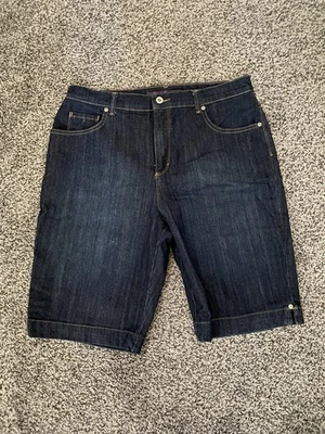Gloria Vanderbilt 12 Jeans Shorts Amanda Bermuda Dark Blue Stretch Denim  - Image 1 of 4