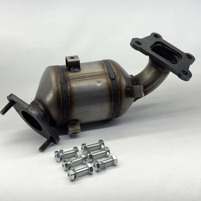 674-068 Rear Catalytic Converter Kit Chevrolet Traverse Buick Enclave Direct Fit - Image 1 of 4