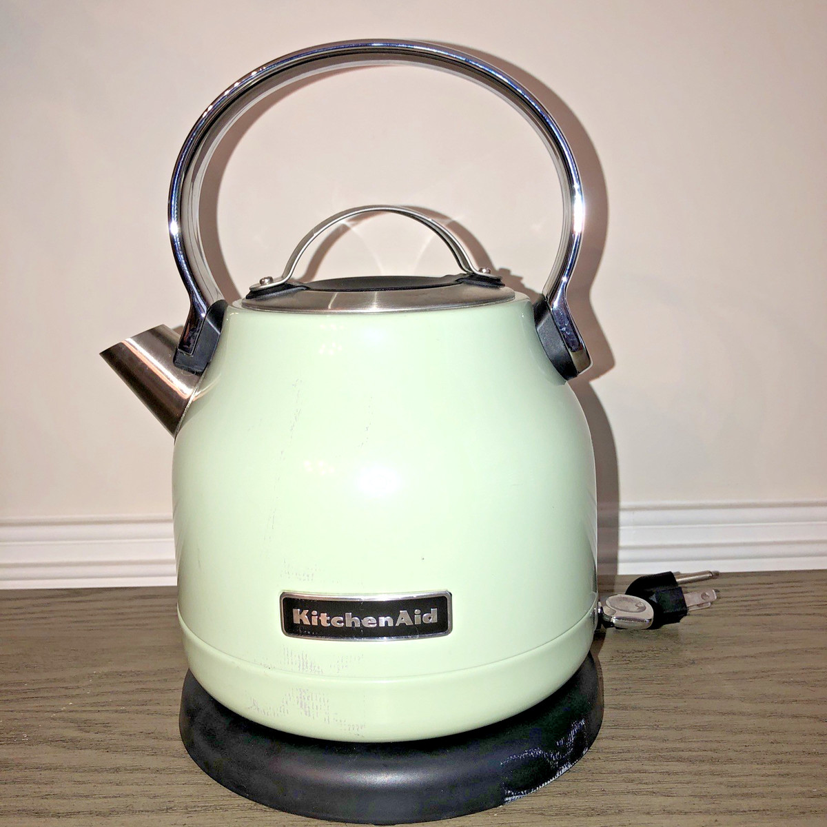 Kitchen Aid KitchenAid KEK1222PT Electric Kettle