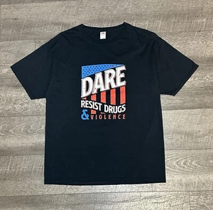 DARE Men’s T-Shirt Resist Drugs and Violence Flag Graphic Tee S/S Crew Size L - Picture 1 of 17
