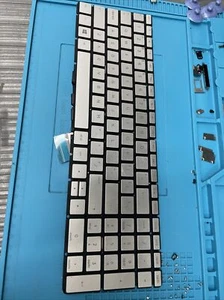 US silber hintergrundbeleuchtete Tastatur für HP PN: 9Z.NE1BQ.F01 NSK-XDFBQ 01 Hintergrundbeleuchtung - Bild 1 von 3