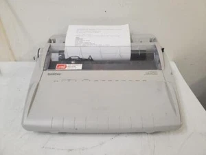 Brother Correctronic GX-6750 Electronic Typewriter - Picture 1 of 7