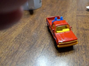 1987 MATCHBOX DODGE DAKOTA SPONGEBOB SANDY 1:64 RED DIE CAST PICKUP TRUCK LOOSE - Picture 1 of 5