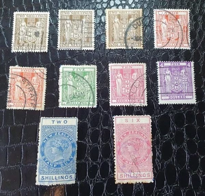NEW ZEALAND POSTAL FISCAL 1882-88 - 1931-1940 STAMP DUTY LOT - #1465 - Picture 1 of 2