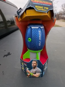 Aerobie Sonic Fin Aerodynamic High Performance Outdoor Football for Kids & Adult - Picture 1 of 7