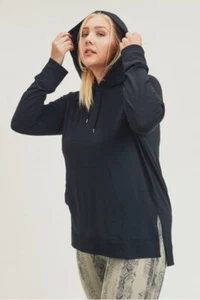 Mono B Curvy Hi-Lo Pullover Black Long Sleeve - Picture 1 of 2