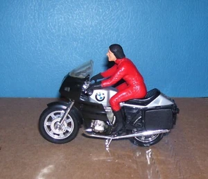 Matchbox BMW K82 1980 diecast MC without helmet stand and rider #5 - Picture 1 of 7