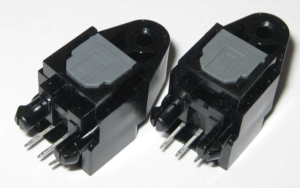 2 X Toslink Friber Optic Transmitter Module - 12.8 Mbps - Toshiba TX179L - Image 1 of 4